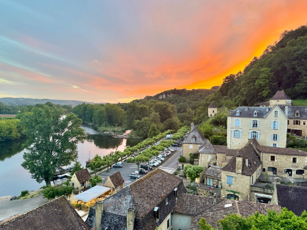 Maison Delluc- View from the upper balcony at sunset